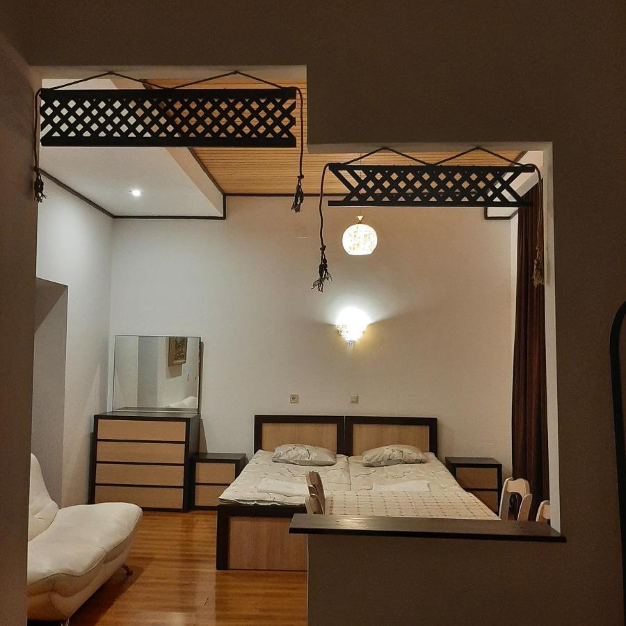 Hotel Sanli à Mestia Chambre photo