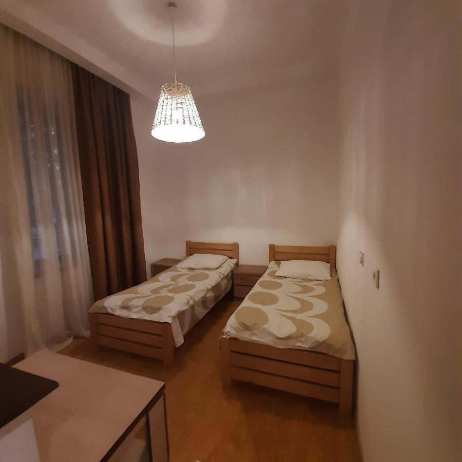 Hotel Sanli à Mestia Chambre photo