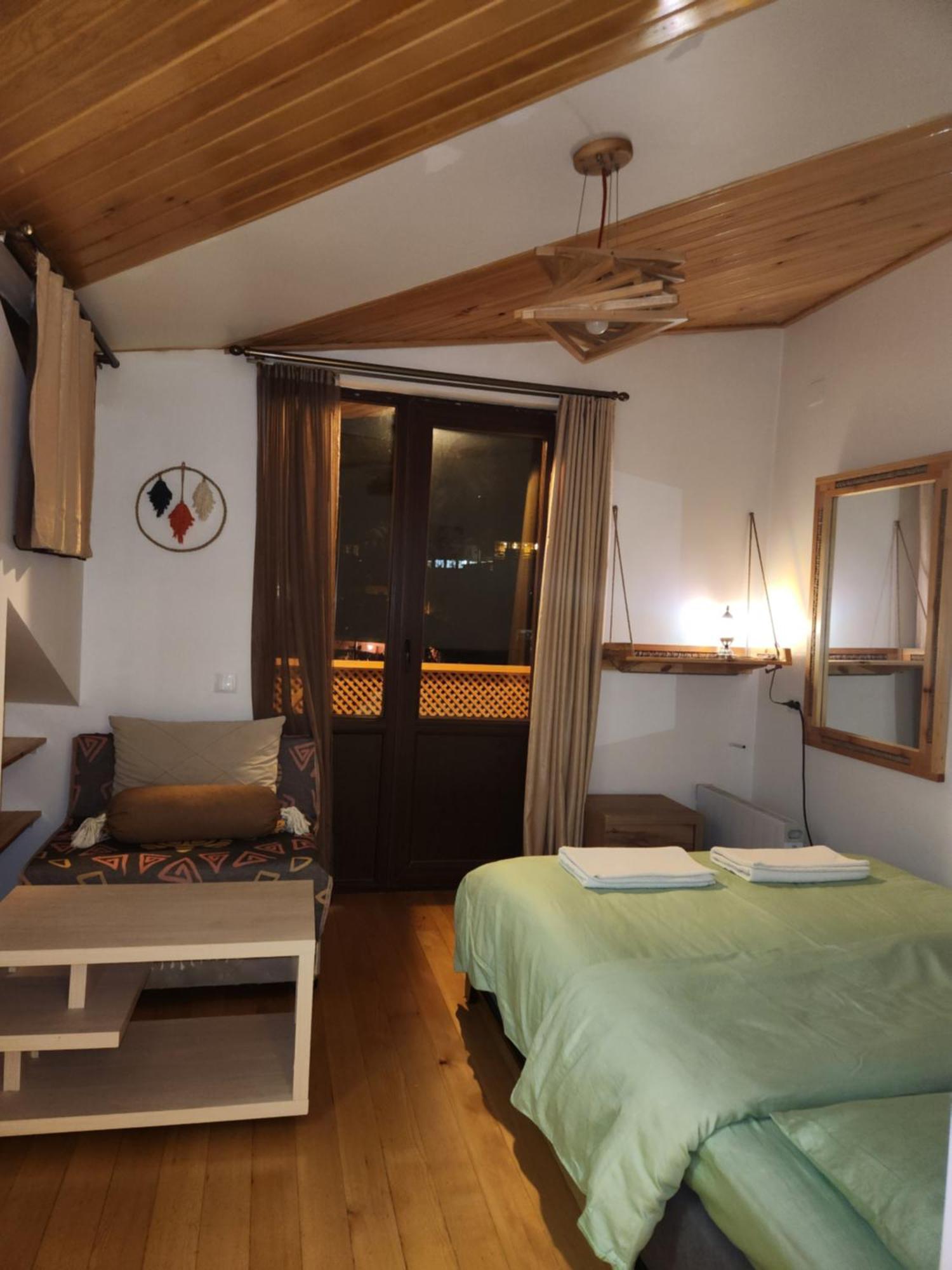Hotel Sanli à Mestia Extérieur photo