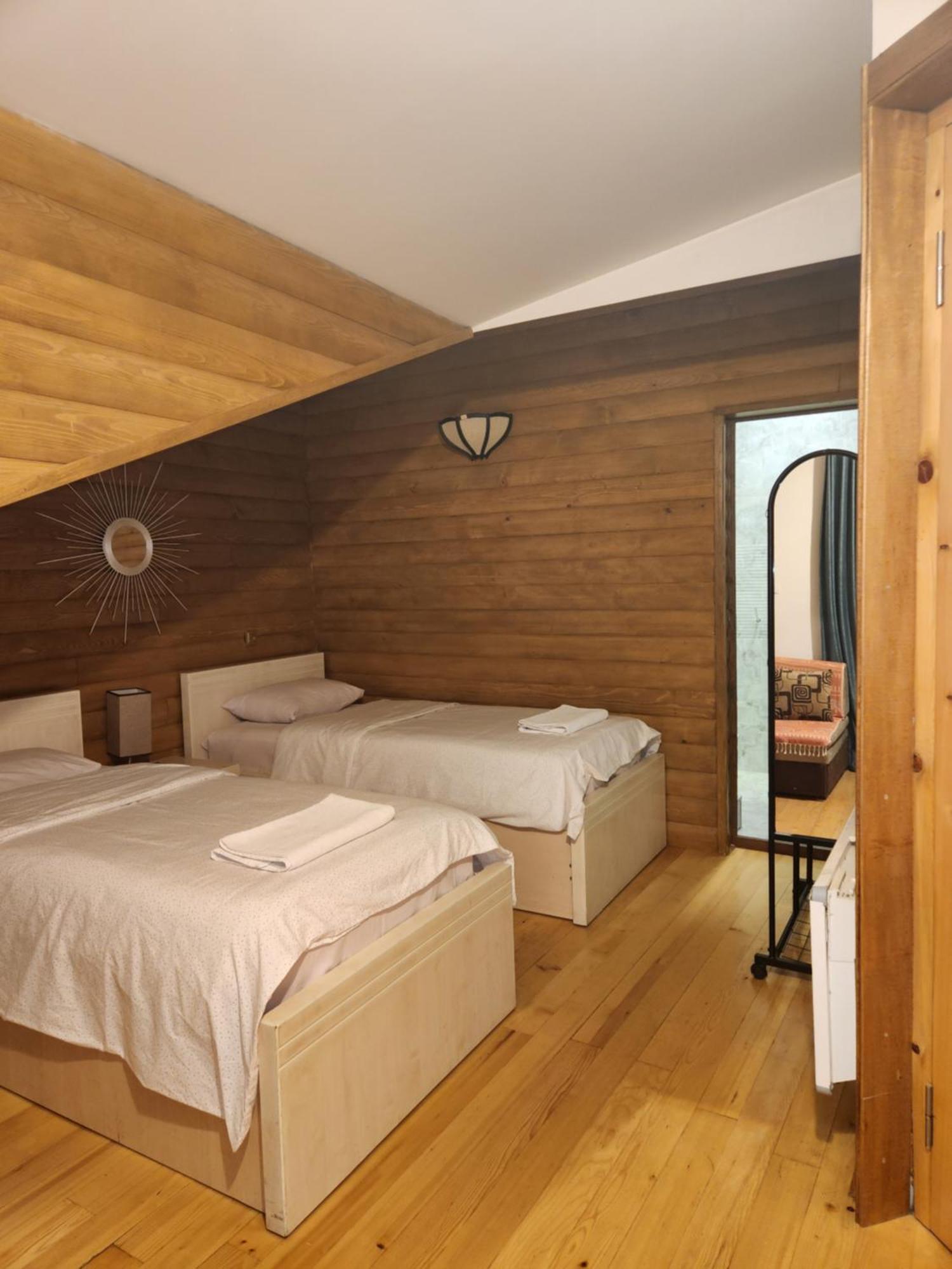 Hotel Sanli à Mestia Extérieur photo