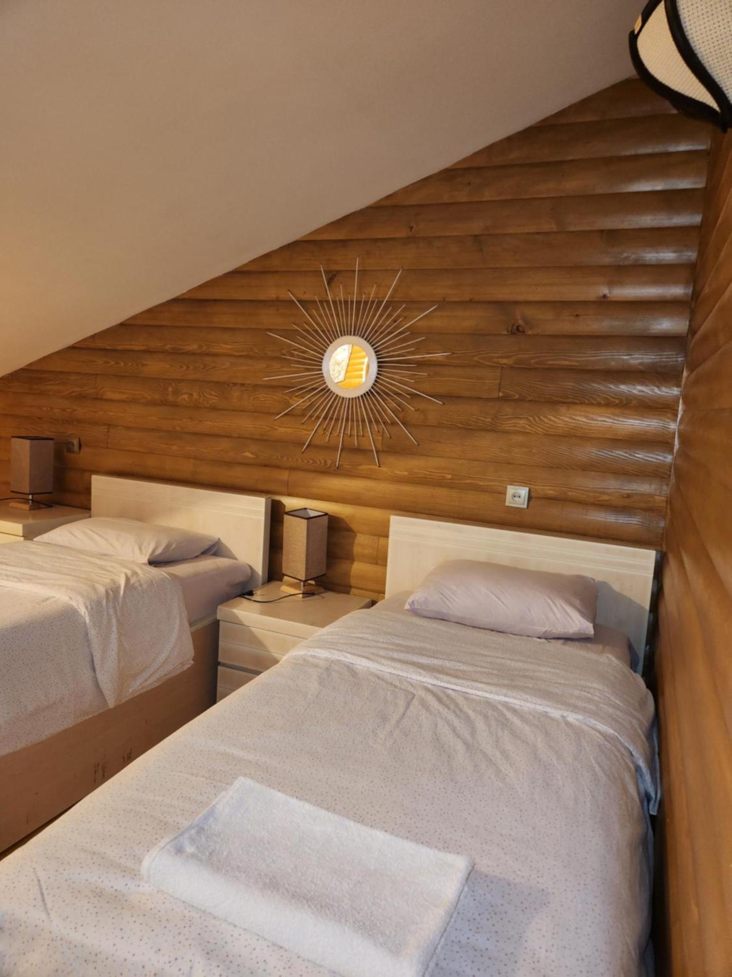 Hotel Sanli à Mestia Extérieur photo