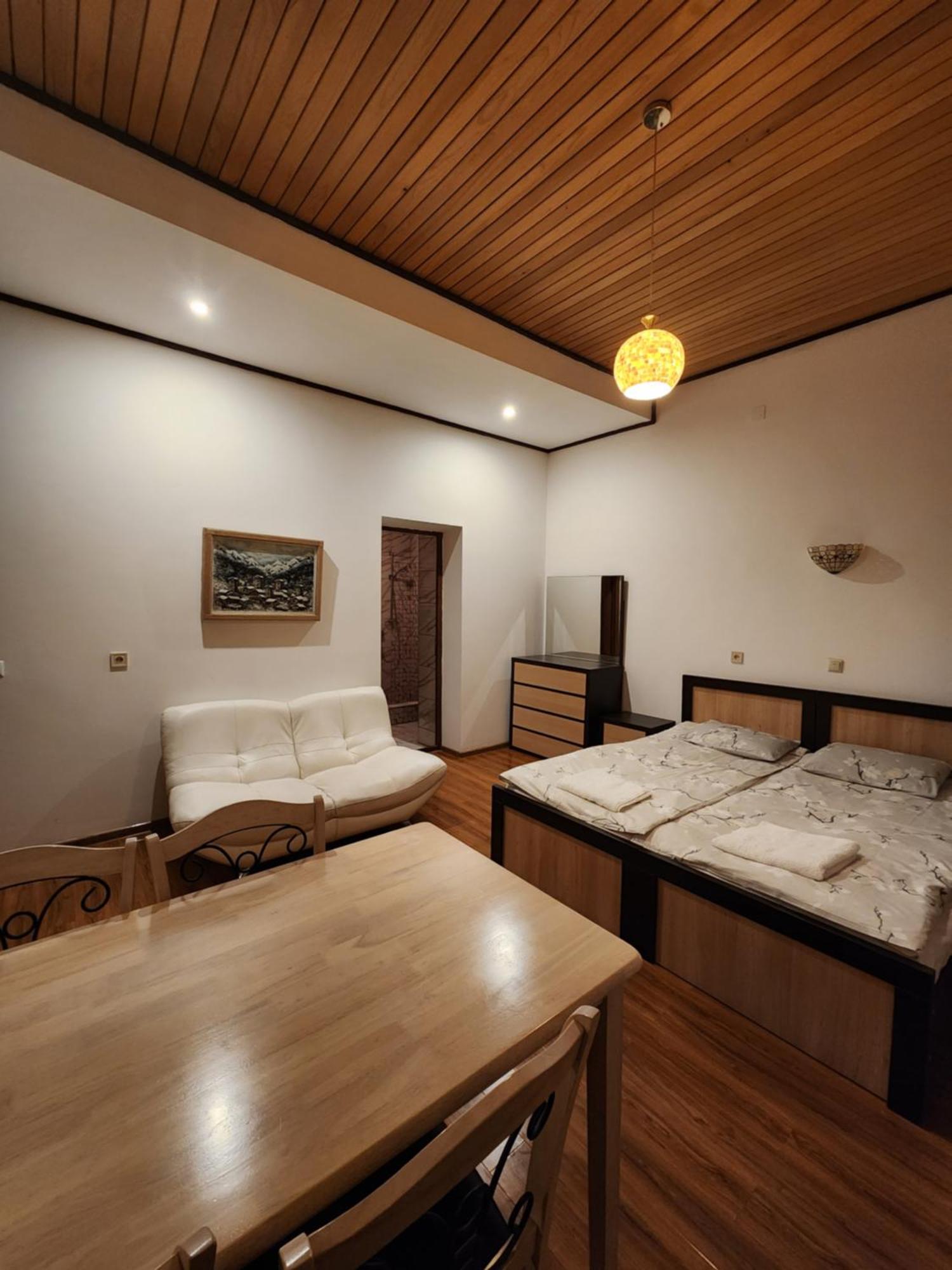 Hotel Sanli à Mestia Chambre photo